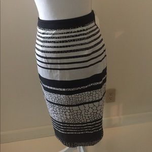 NWT Halogen Print Midi Pencil Skirt 6